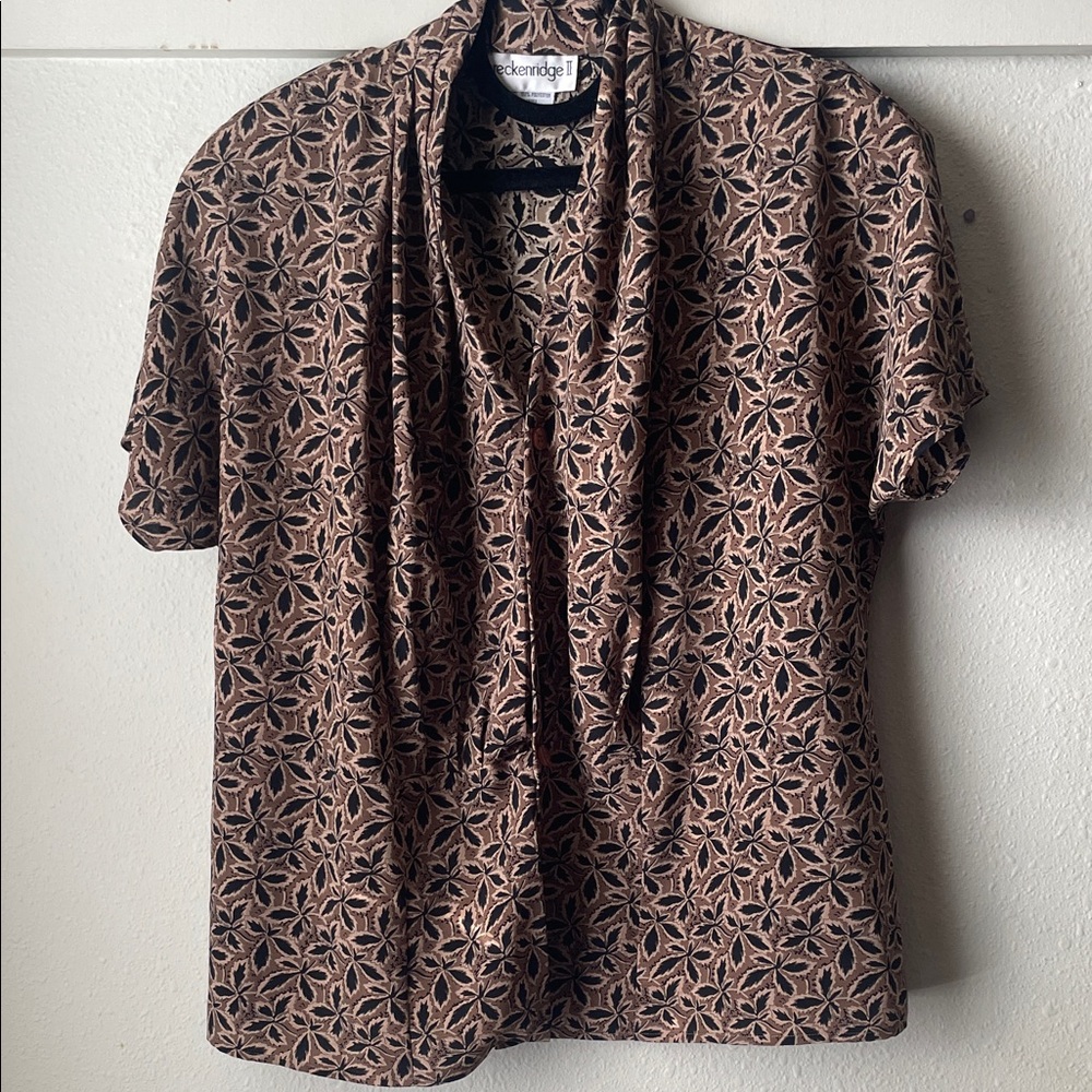 Vintage Breckinridge II leaf printed double breasted button blouse